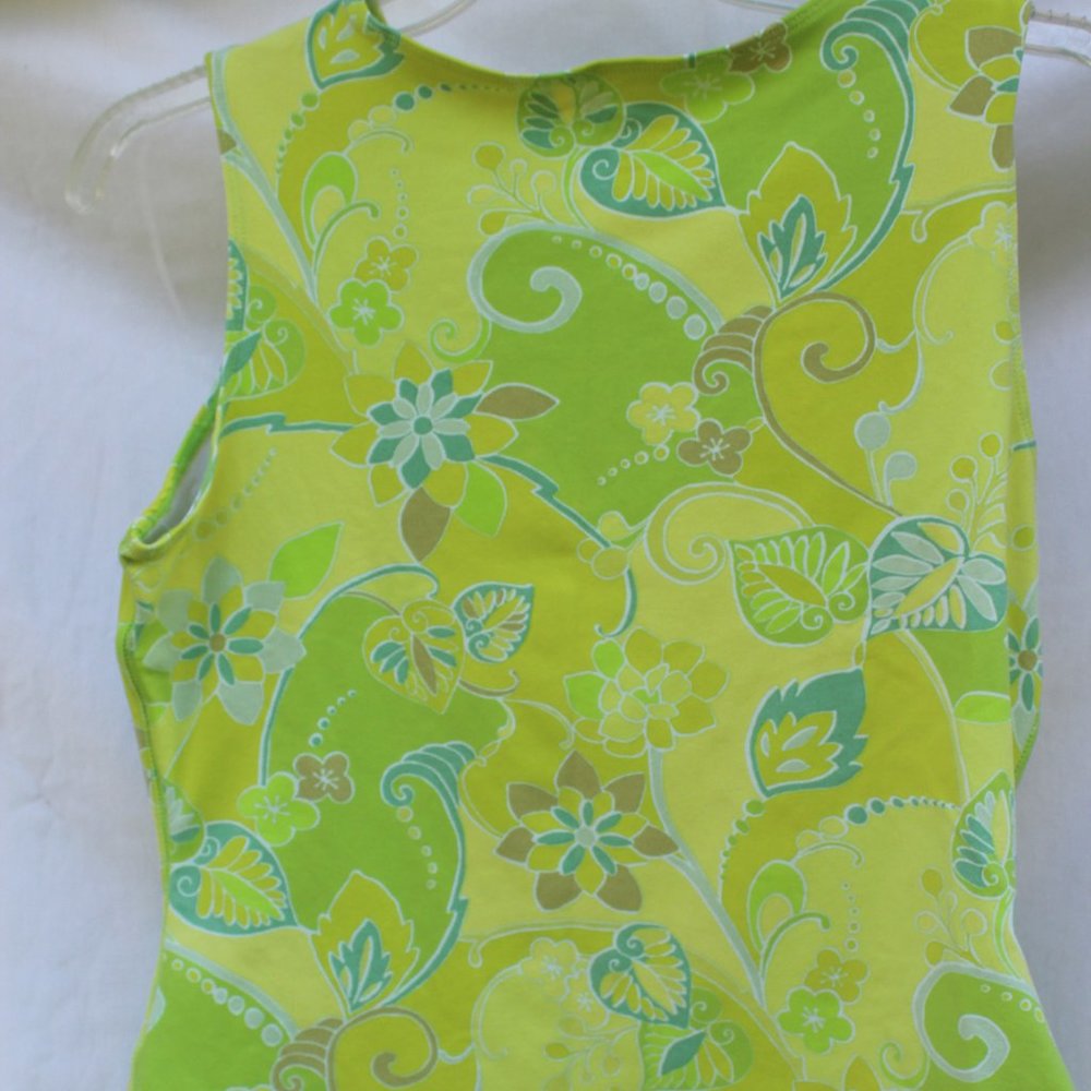 2 Women's Ativa Yoga Tanks Lime Green/Corals Sz M - Picture 7 of 9
